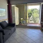 Climatise Avec Piscine Et Parking - 4 Couchages - Port Camargue - Fr-1-250-194 דירה *