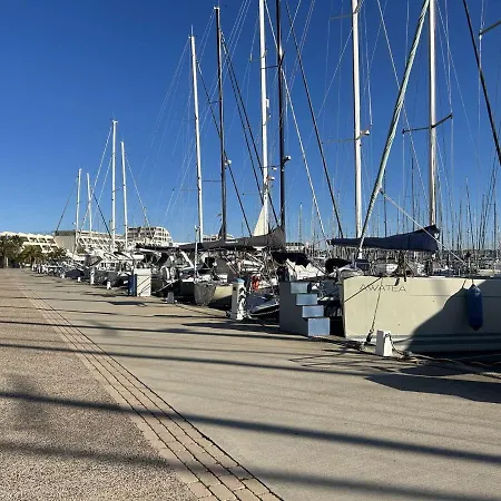 Climatisé Avec Piscine Et Parking - 4 Couchages - Port Camargue - Fr-1-250-194 Le Grau-du-Roi